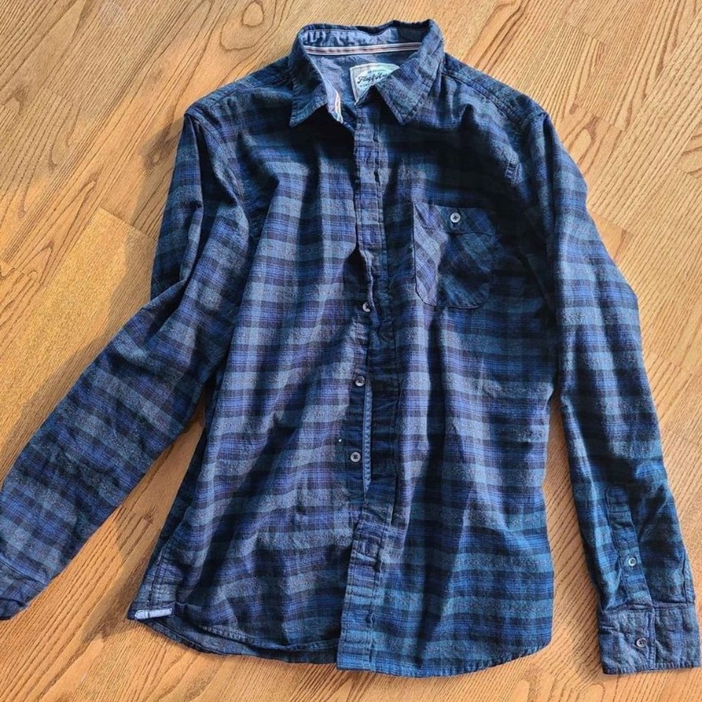 Flannel/Plaid longsleeve button down